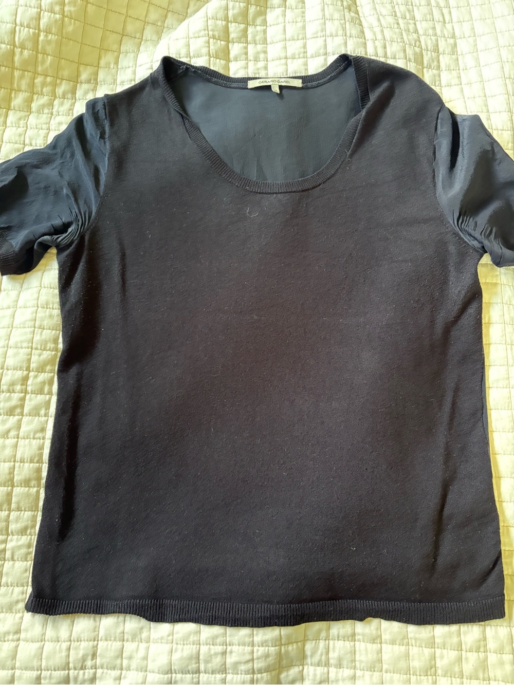 Gerard Darel Black Short Sleeve Scoop-Neck Knit Tee